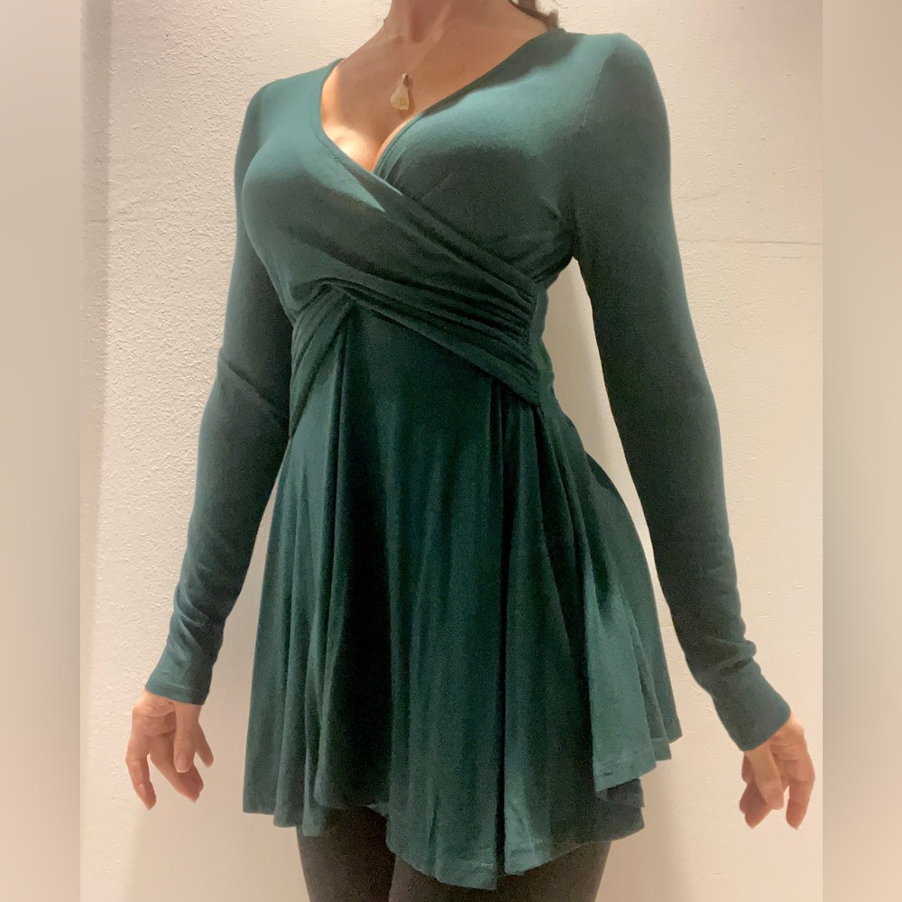 Green Ruched Front Long Sleeve Top